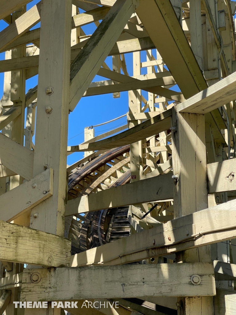 Thunderhawk at Dorney Park