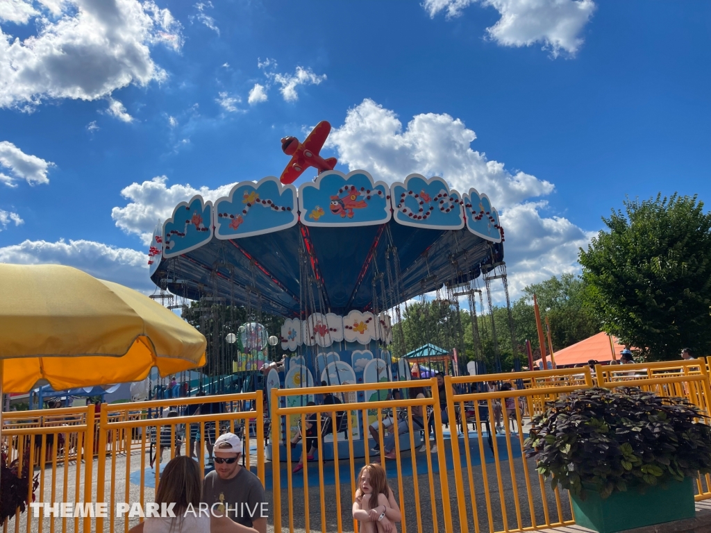 Elmo's Cloud Chaser at Sesame Place Philadelphia