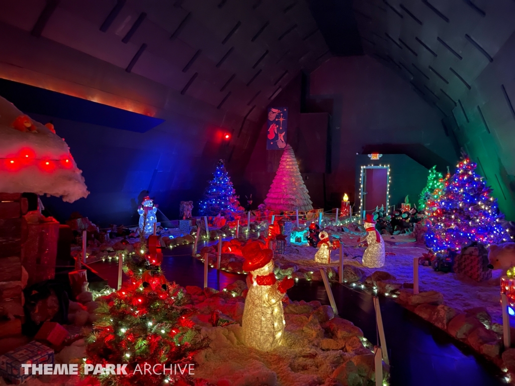 Santa's Barn at Land of Make Believe