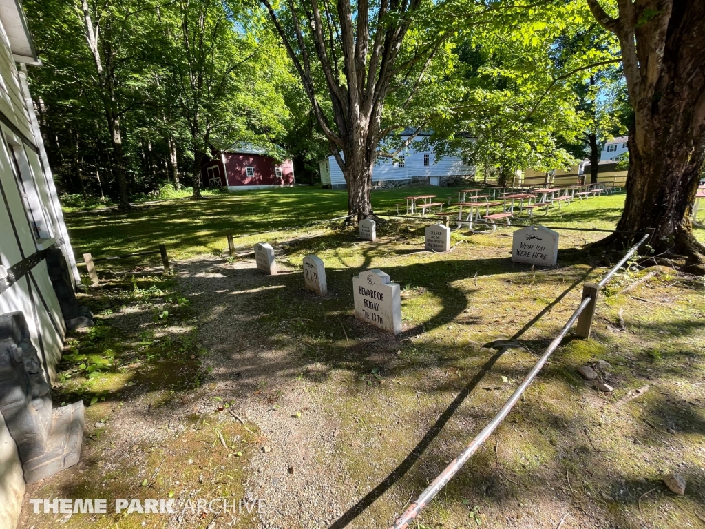 Haunted Cemetery at Land of Make Believe