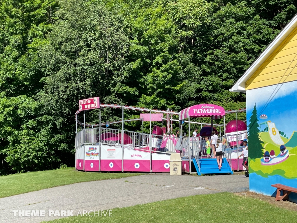 Tilt a Whirl at Land of Make Believe