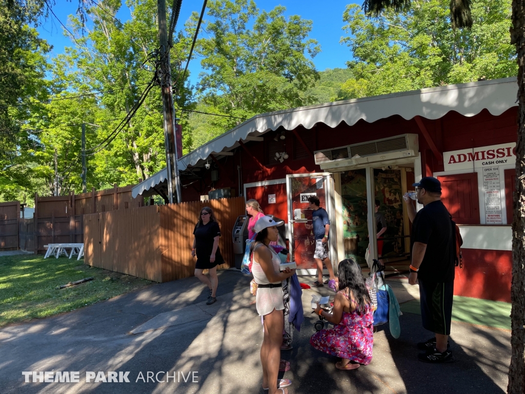 Entrance at Land of Make Believe