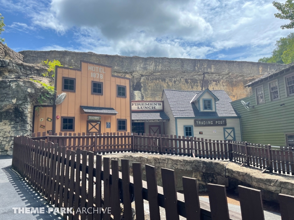 Blazing Fury at Dollywood