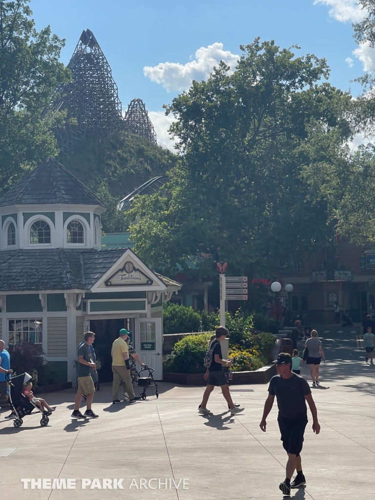 Showstreet at Dollywood