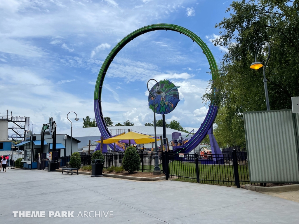 The Joker Chaos Coaster at Six Flags Over Georgia Theme Park Archive