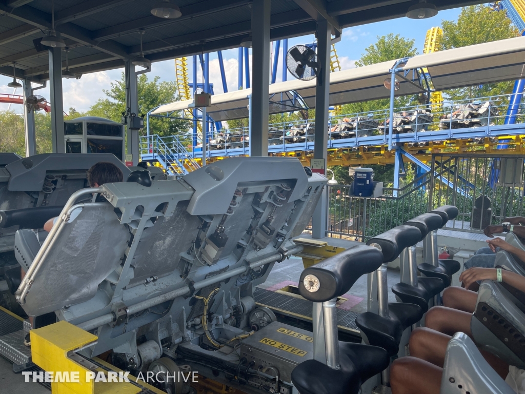 Nighthawk at Carowinds