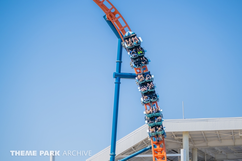 Ice Breaker at SeaWorld Orlando