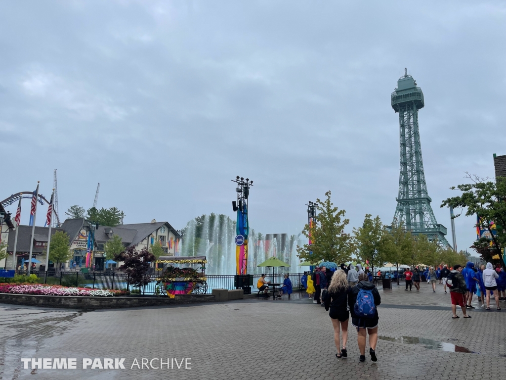 International Street at Kings Island