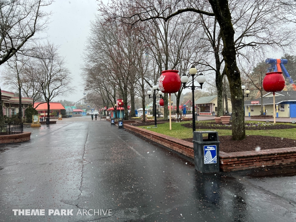 Candy Apple Grove at Kings Dominion