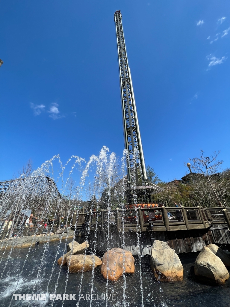 Drop Line at Dollywood