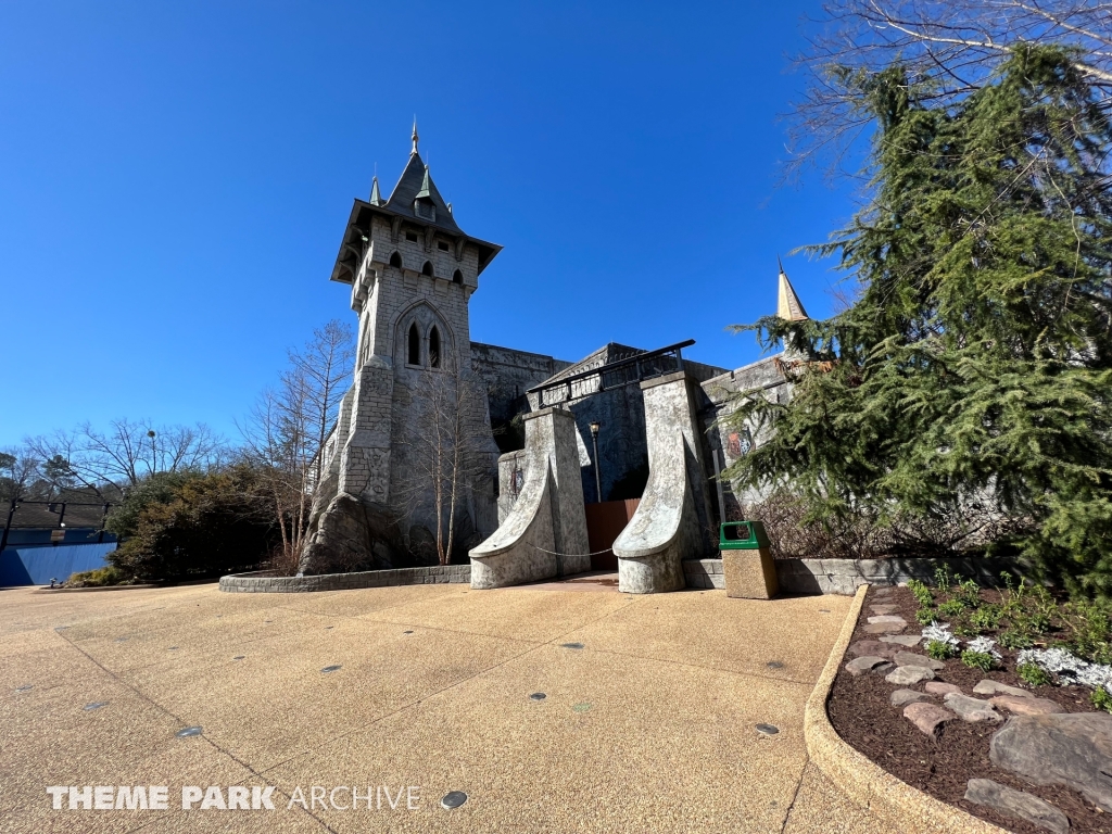 Curse of Darkastle at Busch Gardens Williamsburg