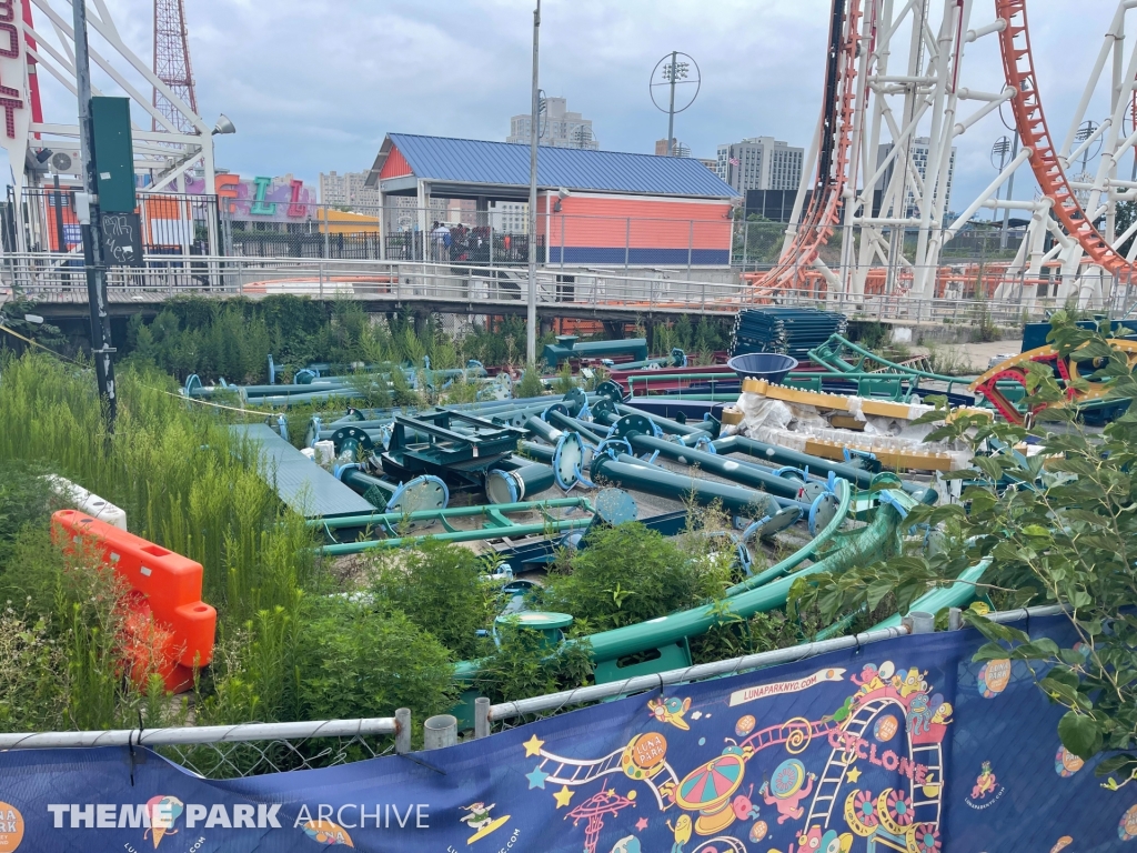 Tony's Express & Leti's Treasure at Deno's Wonder Wheel Amusement Park