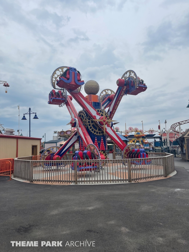 Clockworkz at Deno's Wonder Wheel Amusement Park