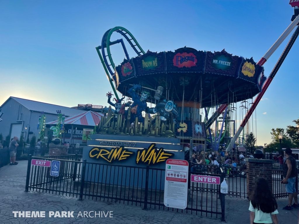 Crime Wave at Six Flags New England