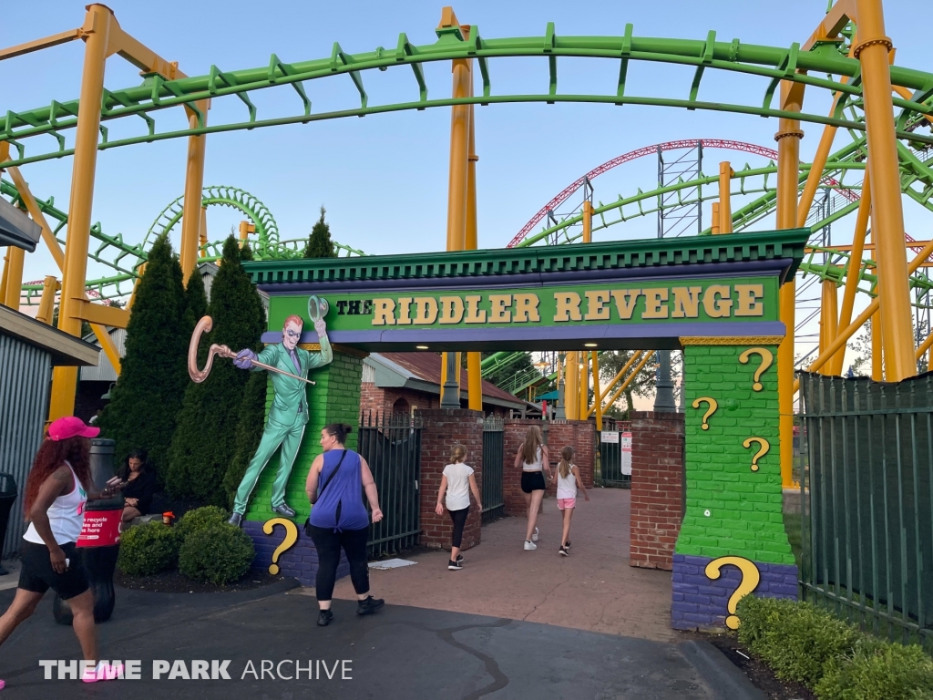 The Riddler Revenge at Six Flags New England