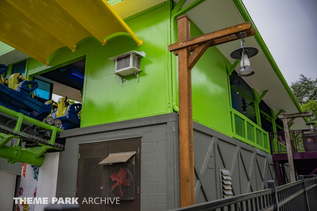 Jolly Rancher Remix at Hersheypark