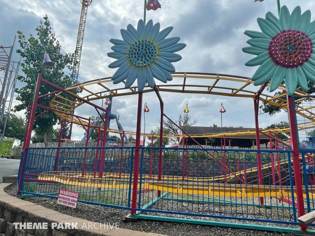 Wacky Worm at Santa’s Village Amusement & Water Park