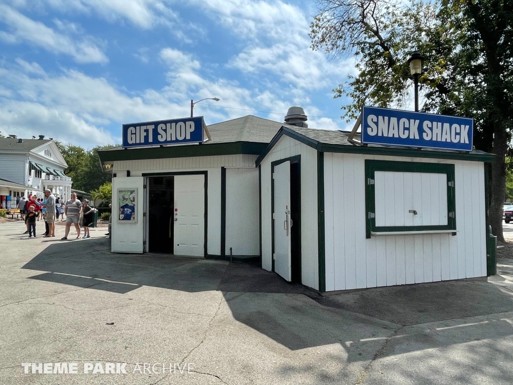 Souvenirs   Tickets  at Bay Beach Amusement Park