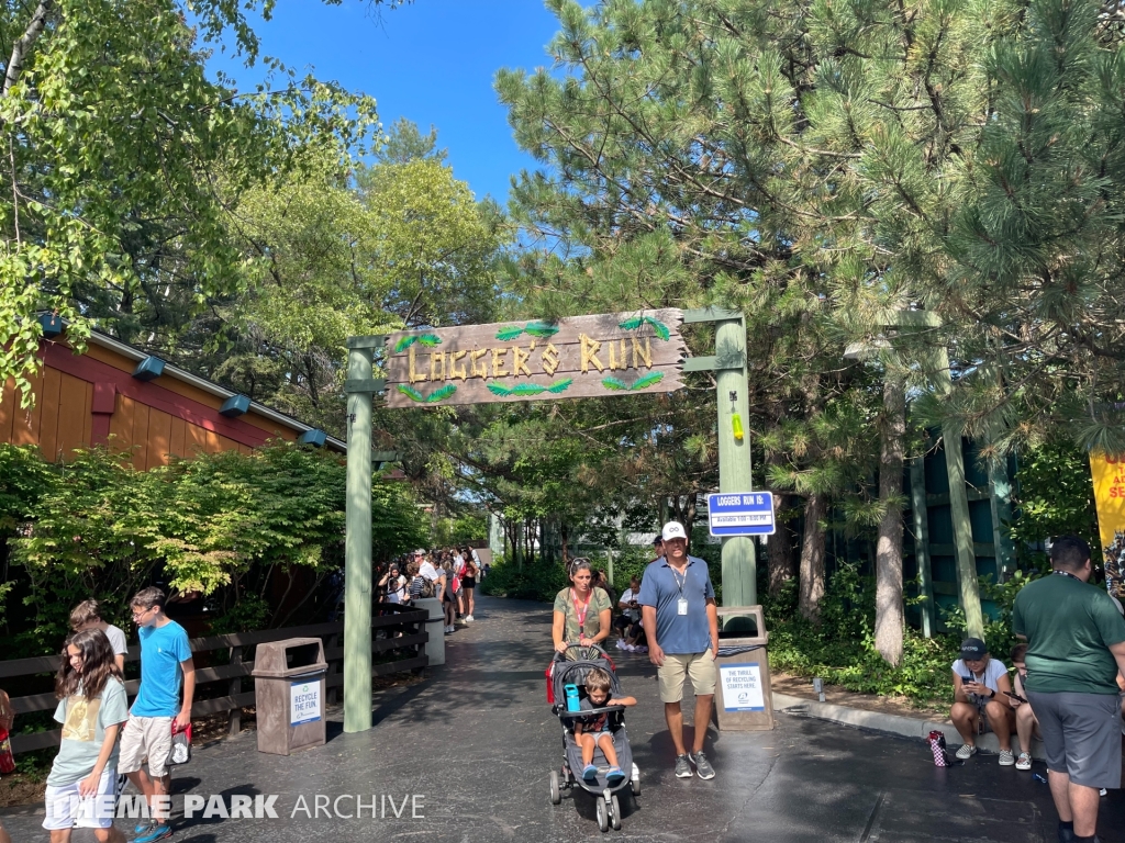 Logger's Run at Six Flags Great America