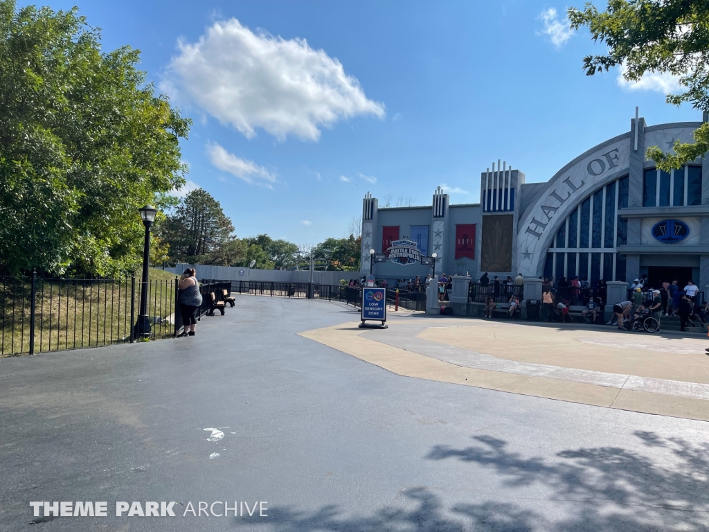 Justice League: Battle For Metropolis at Six Flags Great America