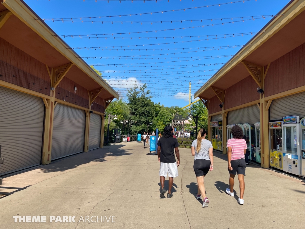 Southwest Territory at Six Flags Great America