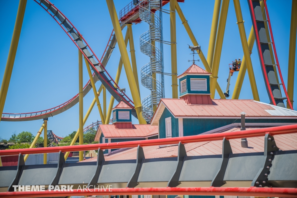 Dr. Diabolical's Cliffhanger at Six Flags Fiesta Texas