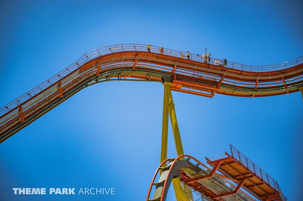 Dr. Diabolical's Cliffhanger at Six Flags Fiesta Texas