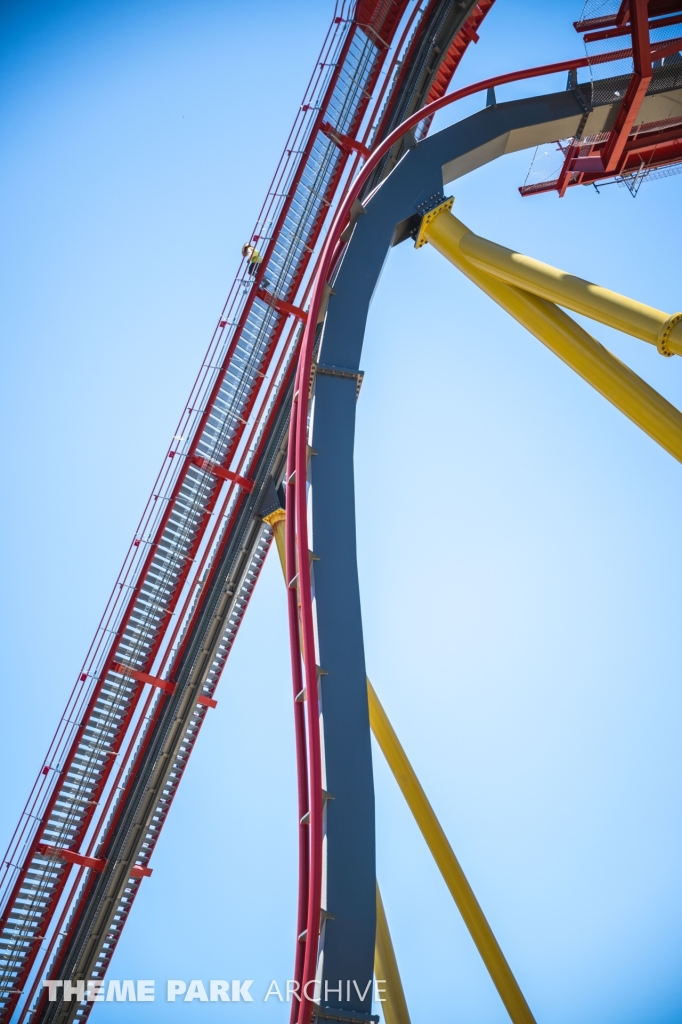 Dr. Diabolical's Cliffhanger at Six Flags Fiesta Texas