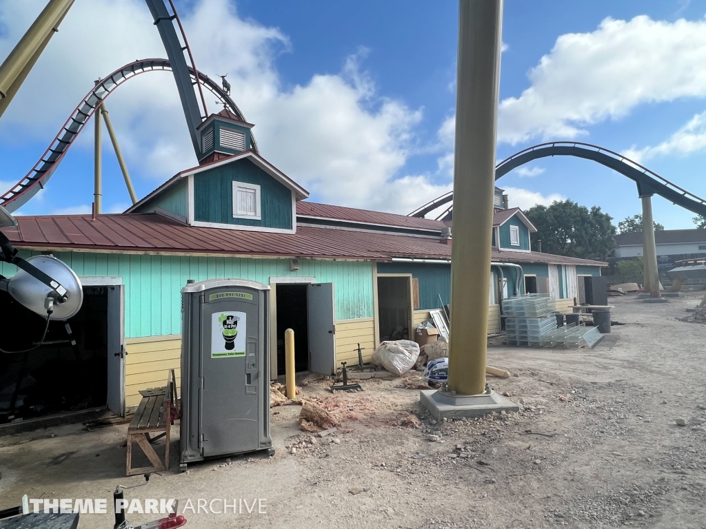 Dr. Diabolical's Cliffhanger at Six Flags Fiesta Texas