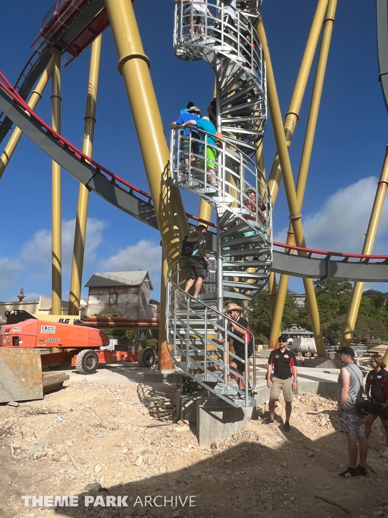 Dr. Diabolical's Cliffhanger at Six Flags Fiesta Texas