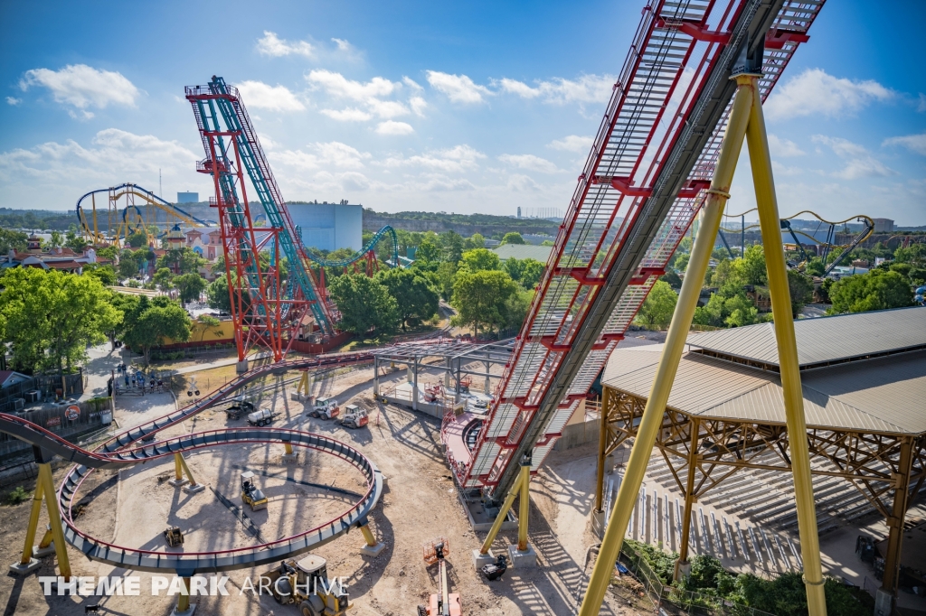 Dr. Diabolical's Cliffhanger at Six Flags Fiesta Texas