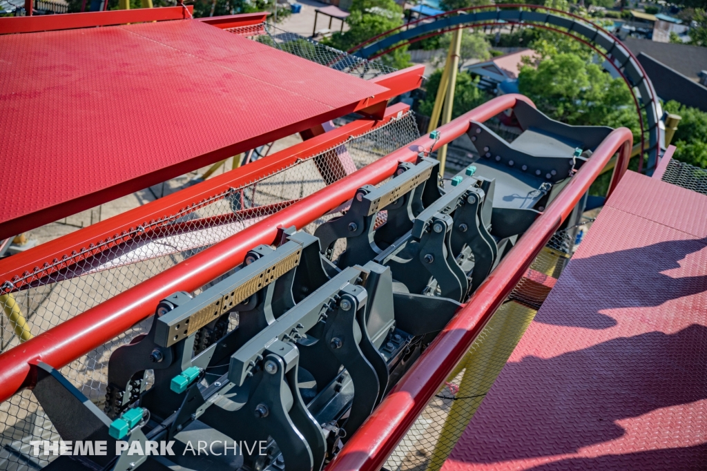 Dr. Diabolical's Cliffhanger at Six Flags Fiesta Texas