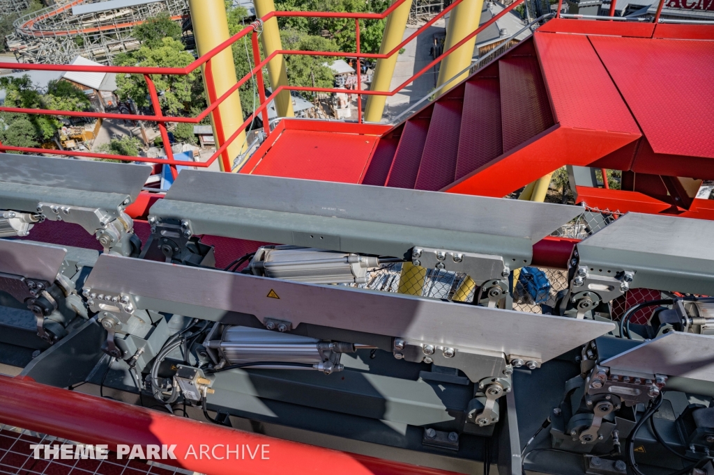 Dr. Diabolical's Cliffhanger at Six Flags Fiesta Texas