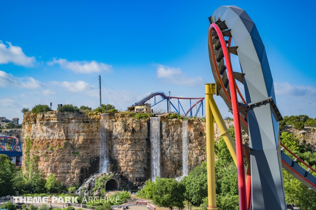 Dr. Diabolical's Cliffhanger at Six Flags Fiesta Texas