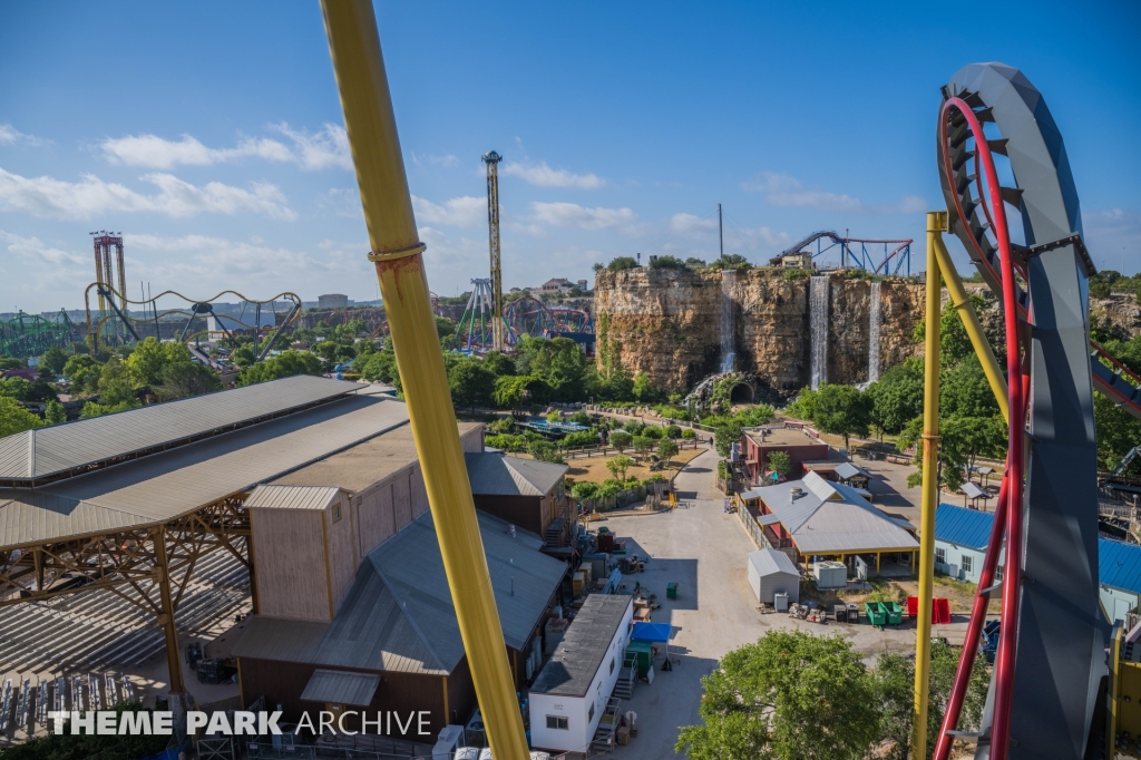 Dr. Diabolical's Cliffhanger at Six Flags Fiesta Texas