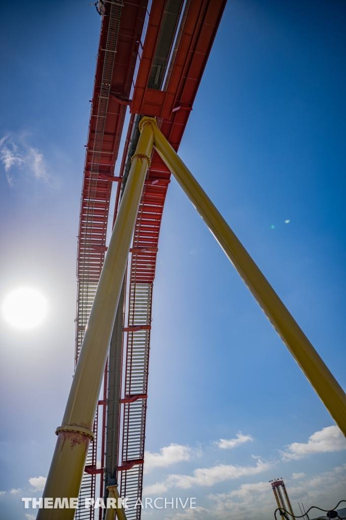 Dr. Diabolical's Cliffhanger at Six Flags Fiesta Texas