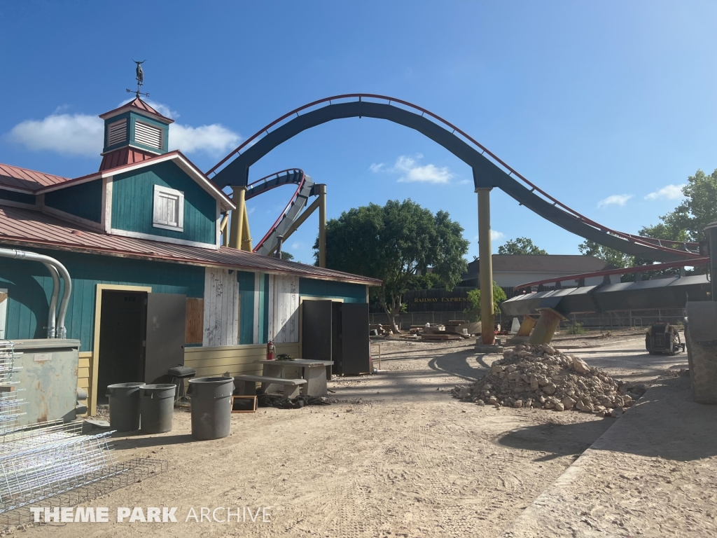 Dr. Diabolical's Cliffhanger at Six Flags Fiesta Texas