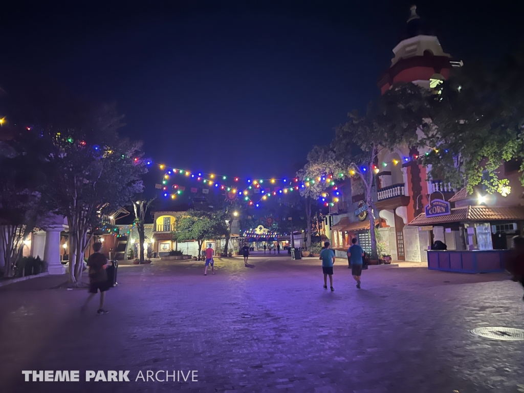 Los Festivales at Six Flags Fiesta Texas