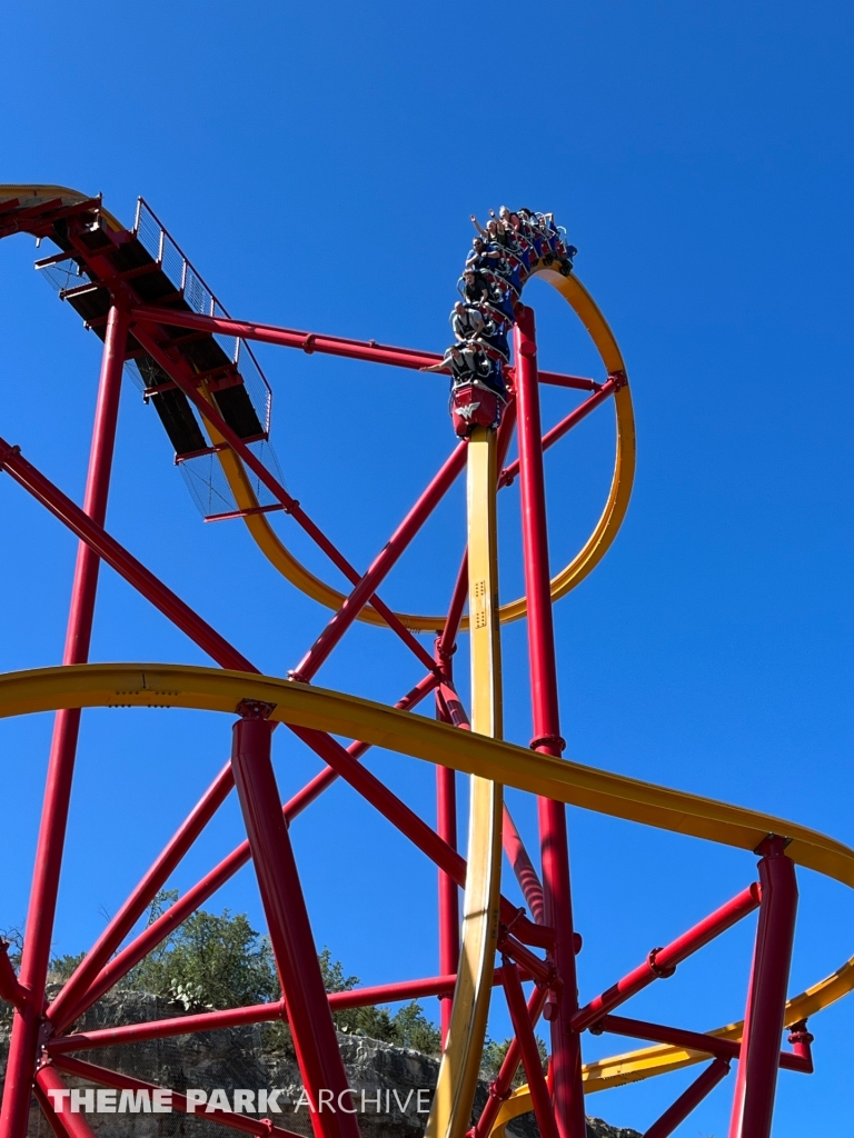 Wonder Woman Golden Lasso Coaster at Six Flags Fiesta Texas