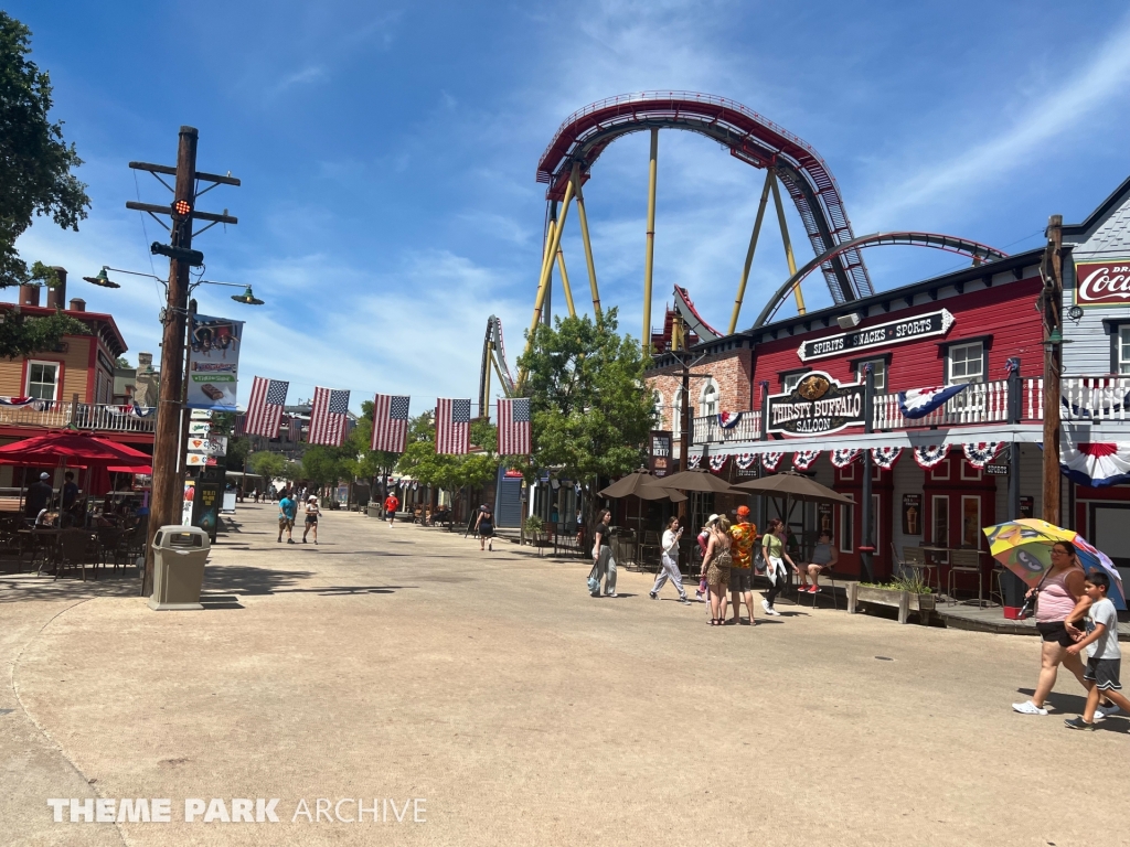 Crackaxle Canyon at Six Flags Fiesta Texas