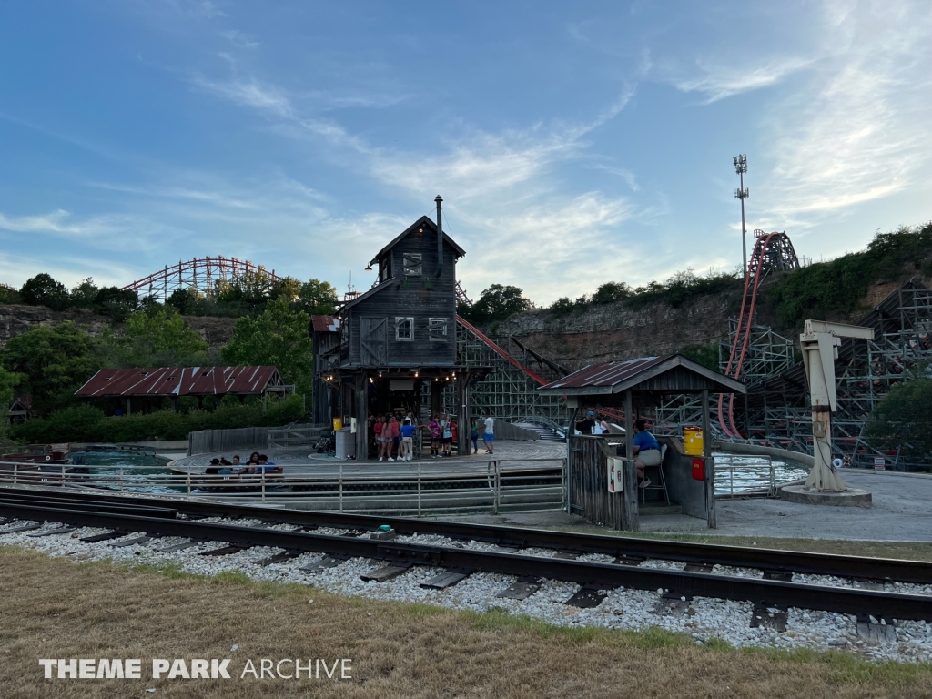 The Gully Washer at Six Flags Fiesta Texas