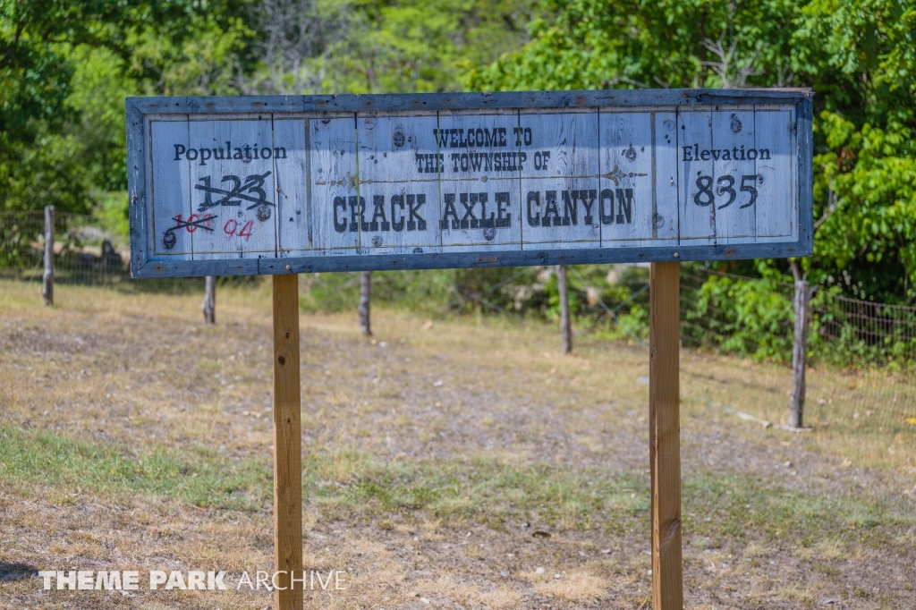 Crackaxle Canyon at Six Flags Fiesta Texas