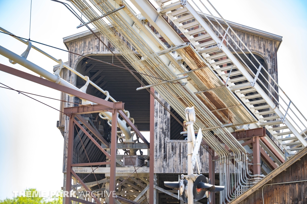 Road Runner Express at Six Flags Fiesta Texas