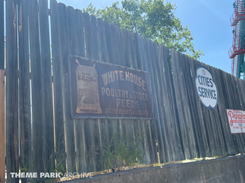 Whistle Stop 39 at Six Flags Fiesta Texas