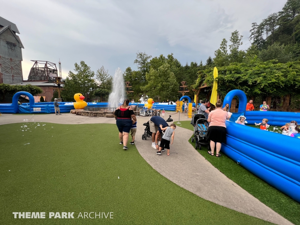 Plaza at Wilderness Pass at Dollywood