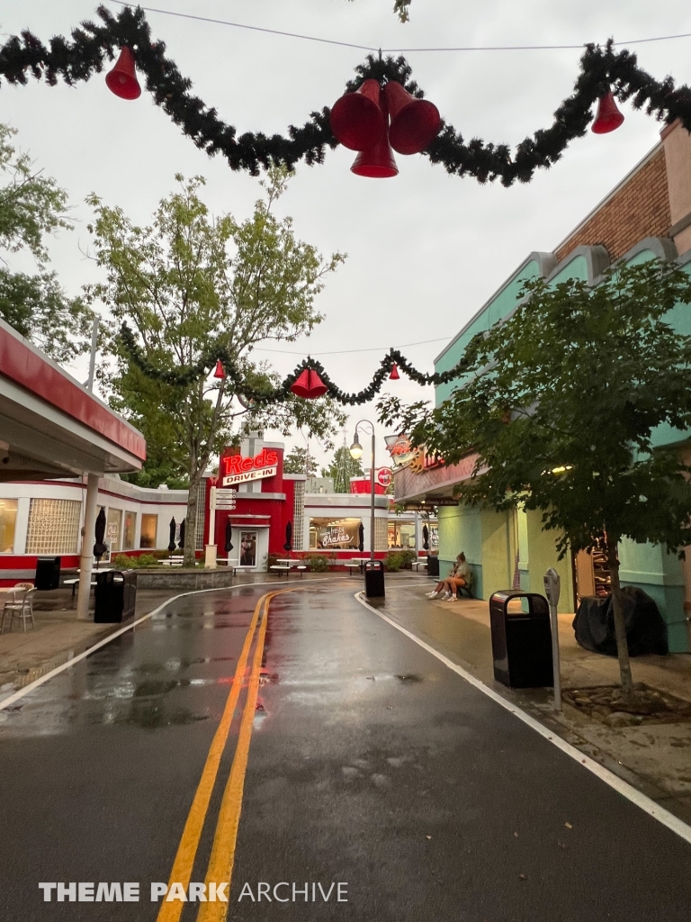 Showstreet at Dollywood