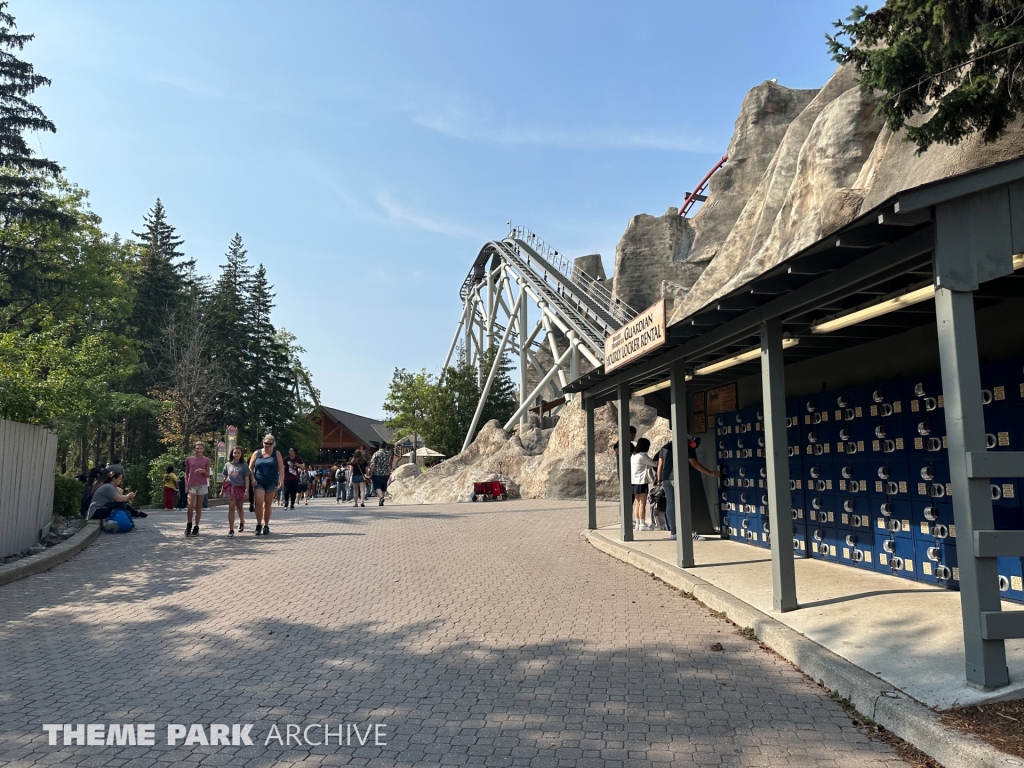 Wonder Mountain's Guardian at Canada's Wonderland