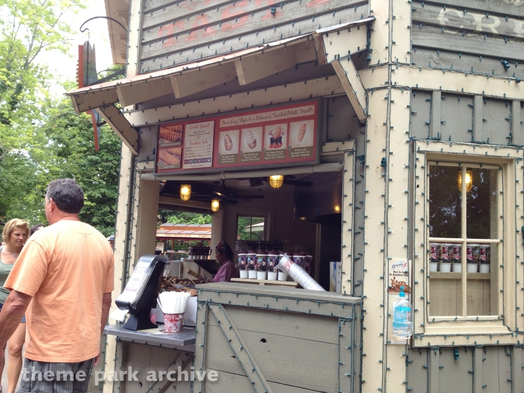 Valley Road at Silver Dollar City