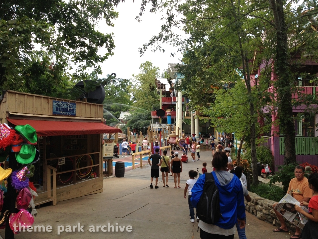 Geyser Gulch at Silver Dollar City