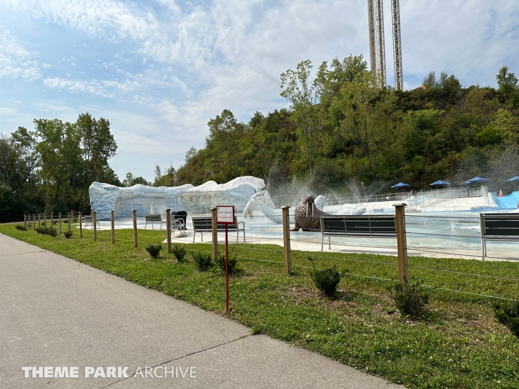 Polar Splash at Marineland